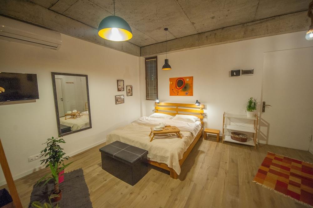 Easy Hotel T'Bilisi Tbilissi Extérieur photo